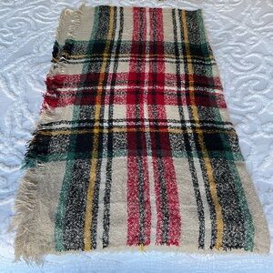 💕3/20$ NWOT Huge Checkered Blanket Scarf
